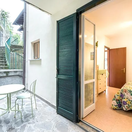Via Dei Boschi Ametista Varenna Lägenhet *